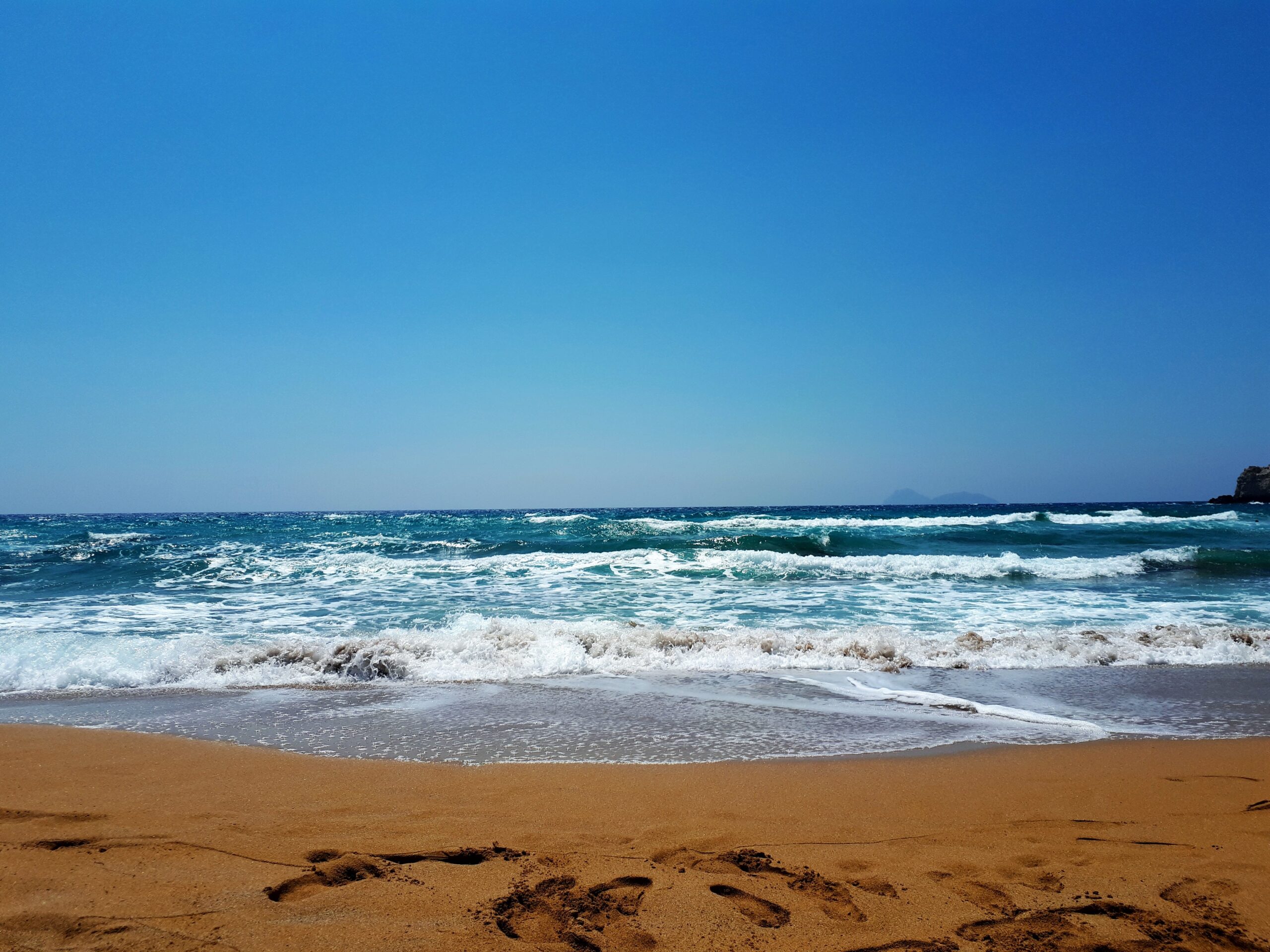 海と砂浜